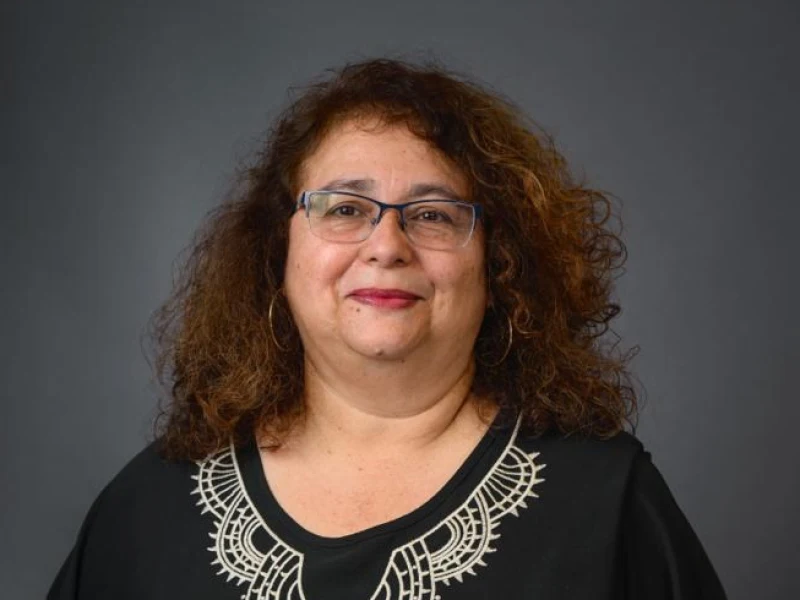 Profile photo for Joyce Clever