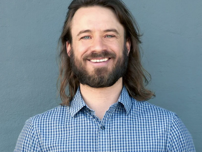Profile photo for Jason Schneider